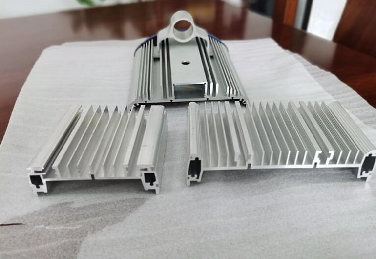 Lamp Body Heat Sink4